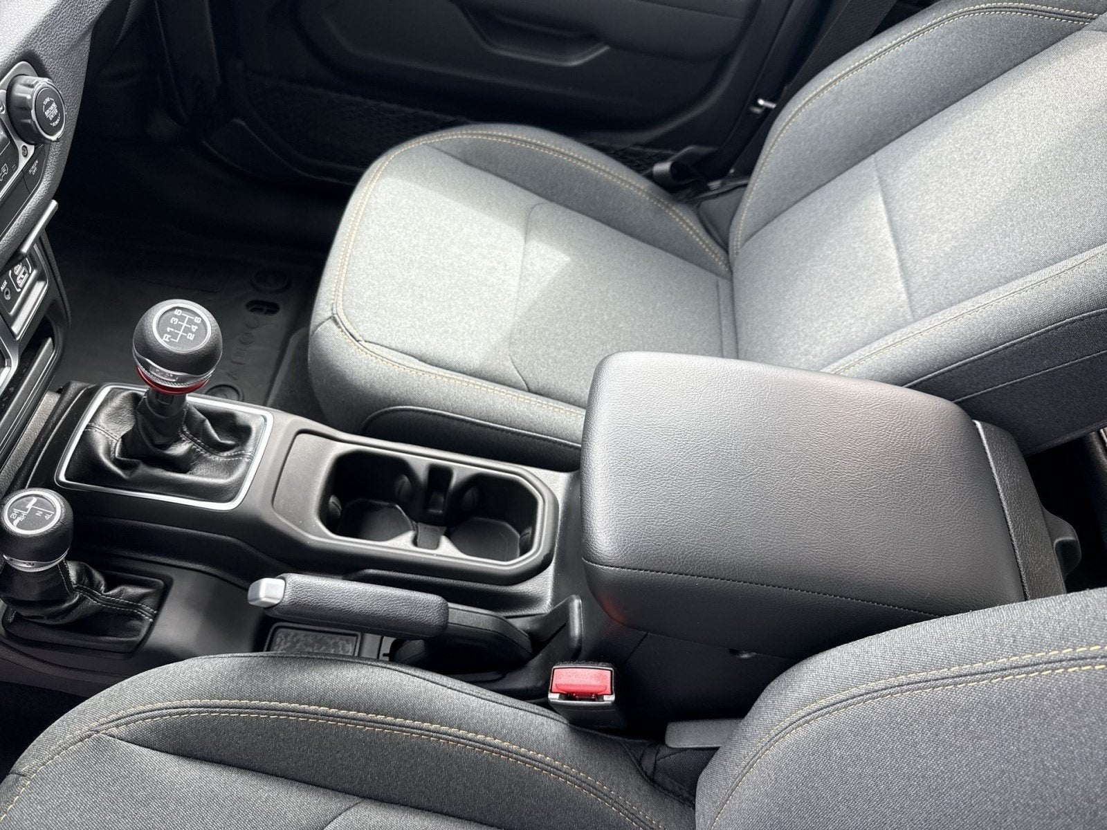 2025 Jeep Wrangler 2-Door Sport 4x4