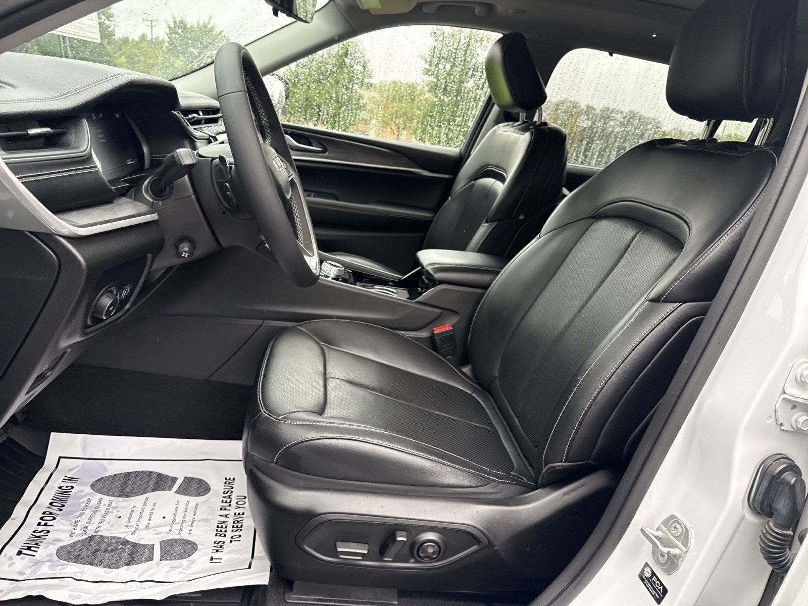 2023 Jeep Grand Cherokee L Limited 4x4