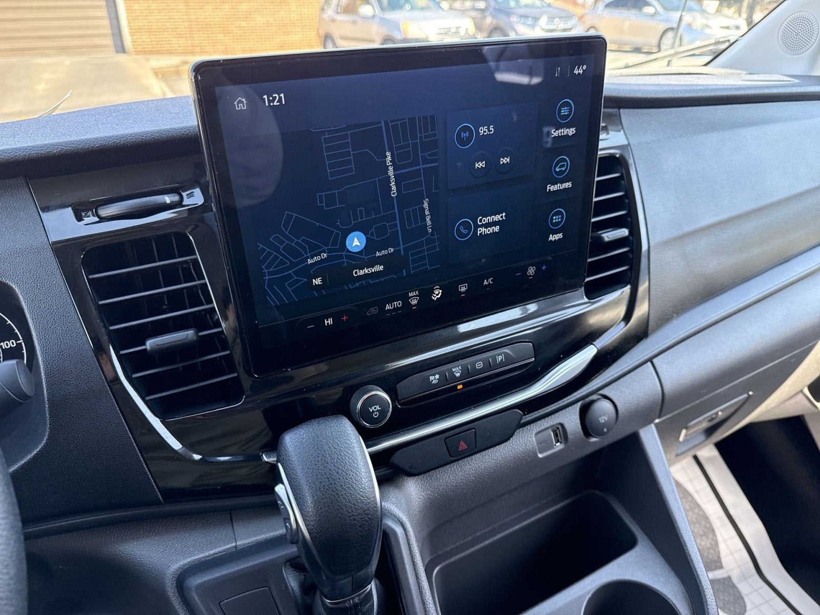 2024 Ford Transit Passenger Wagon XL