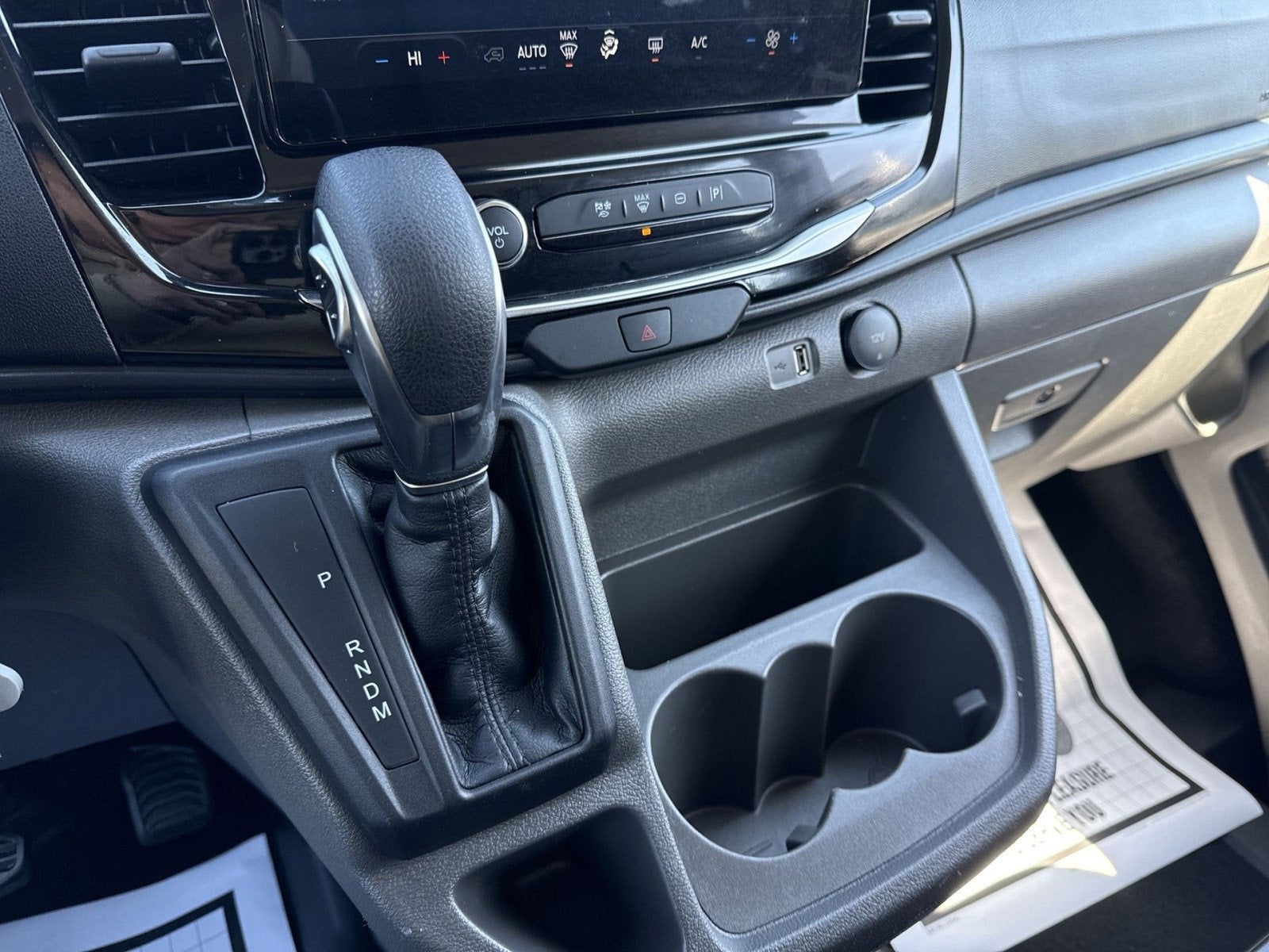 2024 Ford Transit Passenger Wagon XL