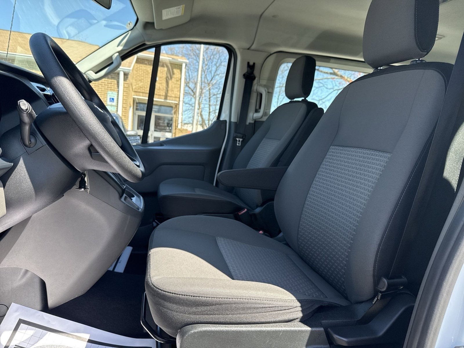 2024 Ford Transit Passenger Wagon XL