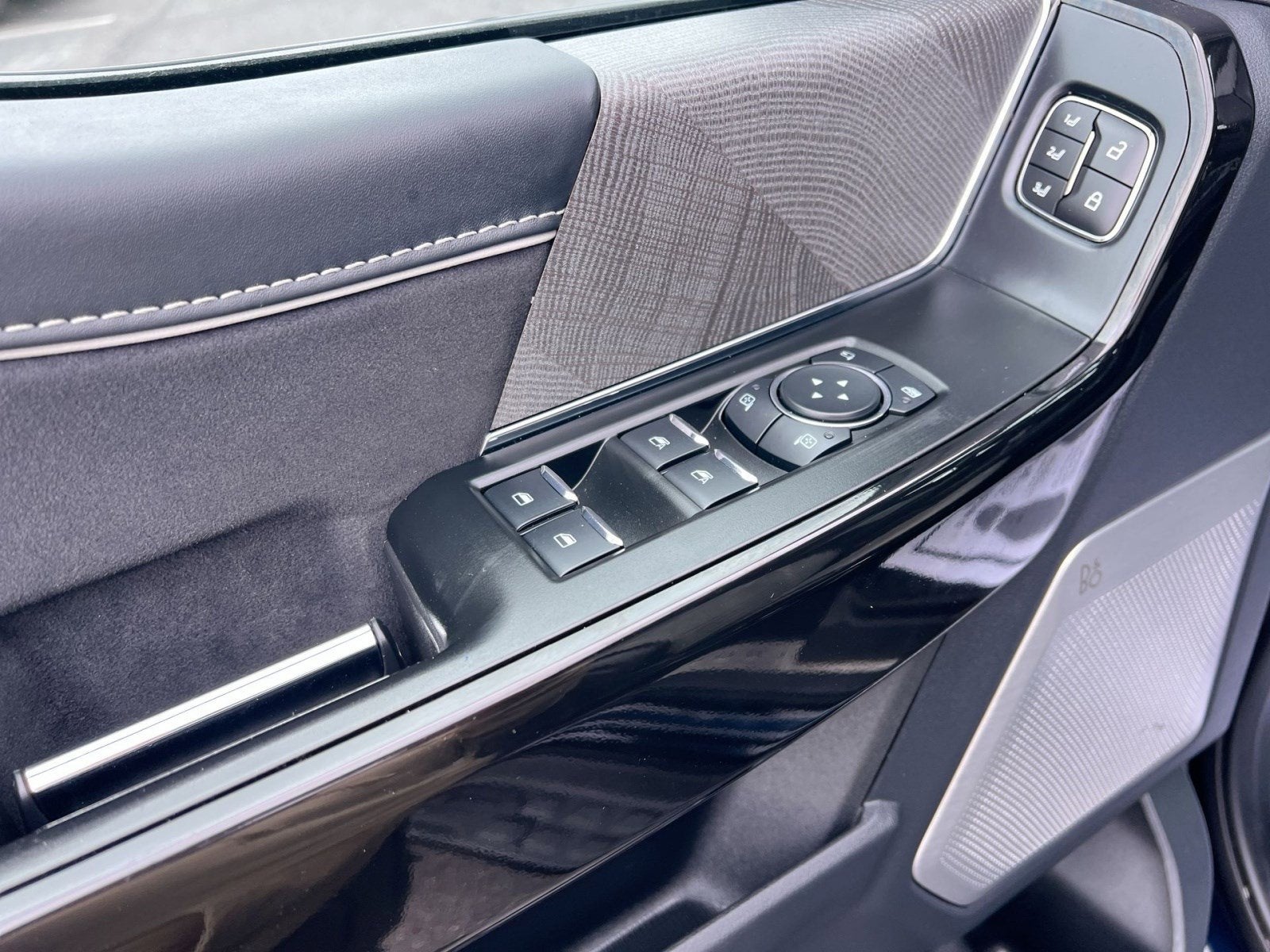 2023 Ford F-150 Lightning Pro