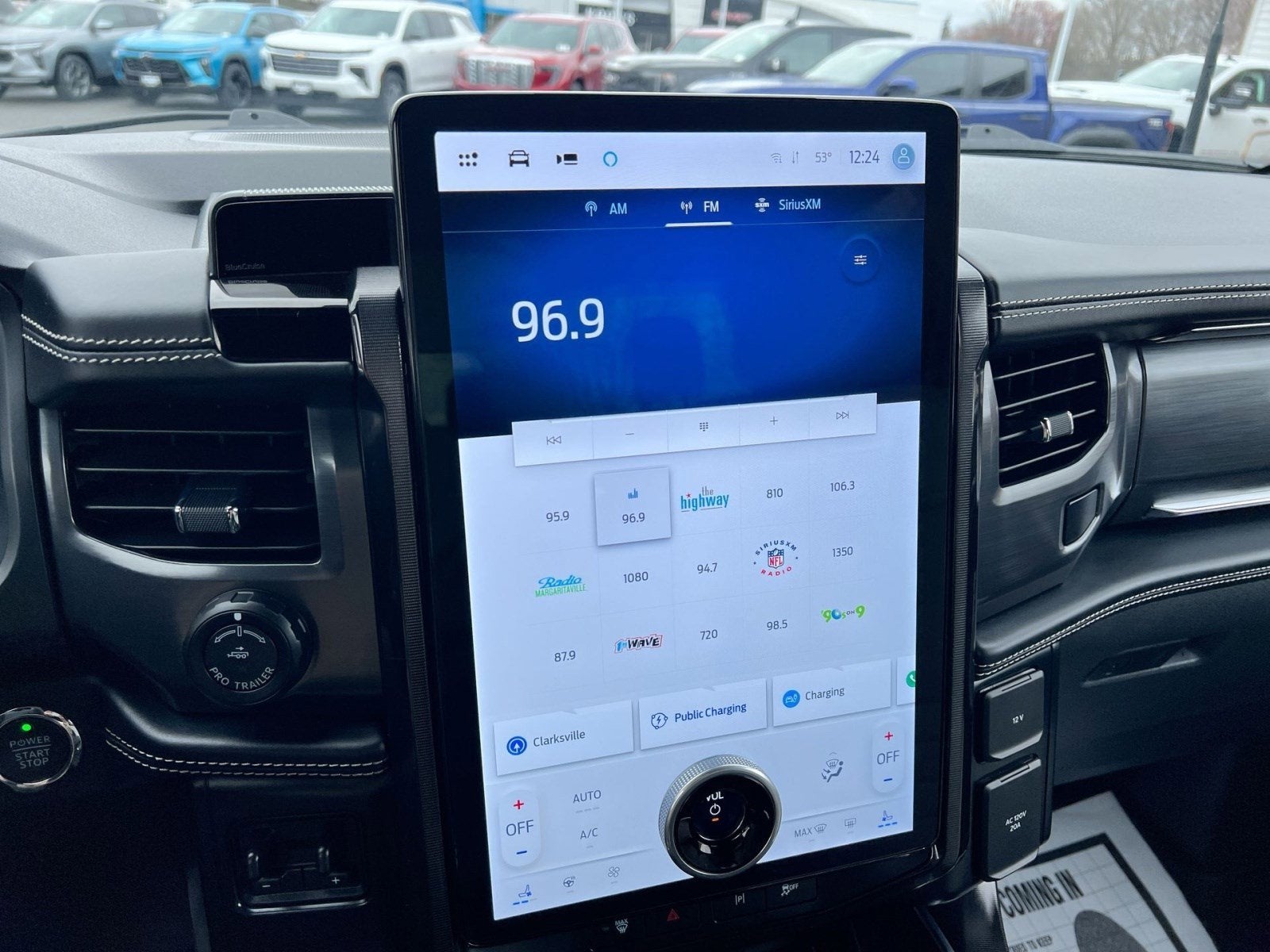 2023 Ford F-150 Lightning Pro