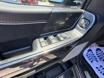 2025 Ford F-150 Lightning Platinum