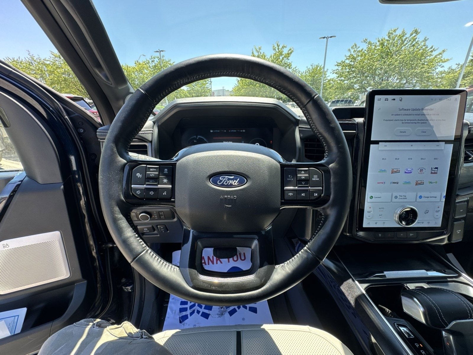 2025 Ford F-150 Lightning Platinum