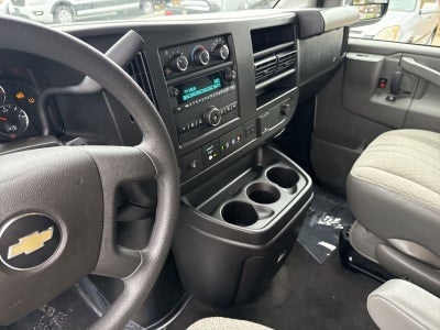 2024 Chevrolet Express Passenger 3500 1LT