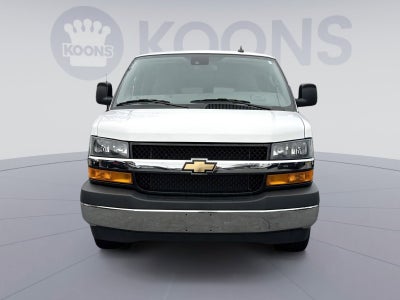 2024 Chevrolet Express Passenger 3500 1LT