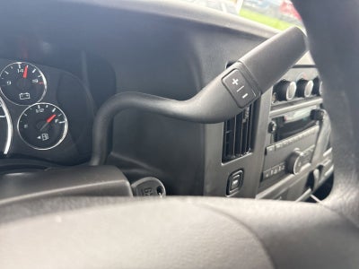 2025 Chevrolet Express Cutaway 3500 1WT