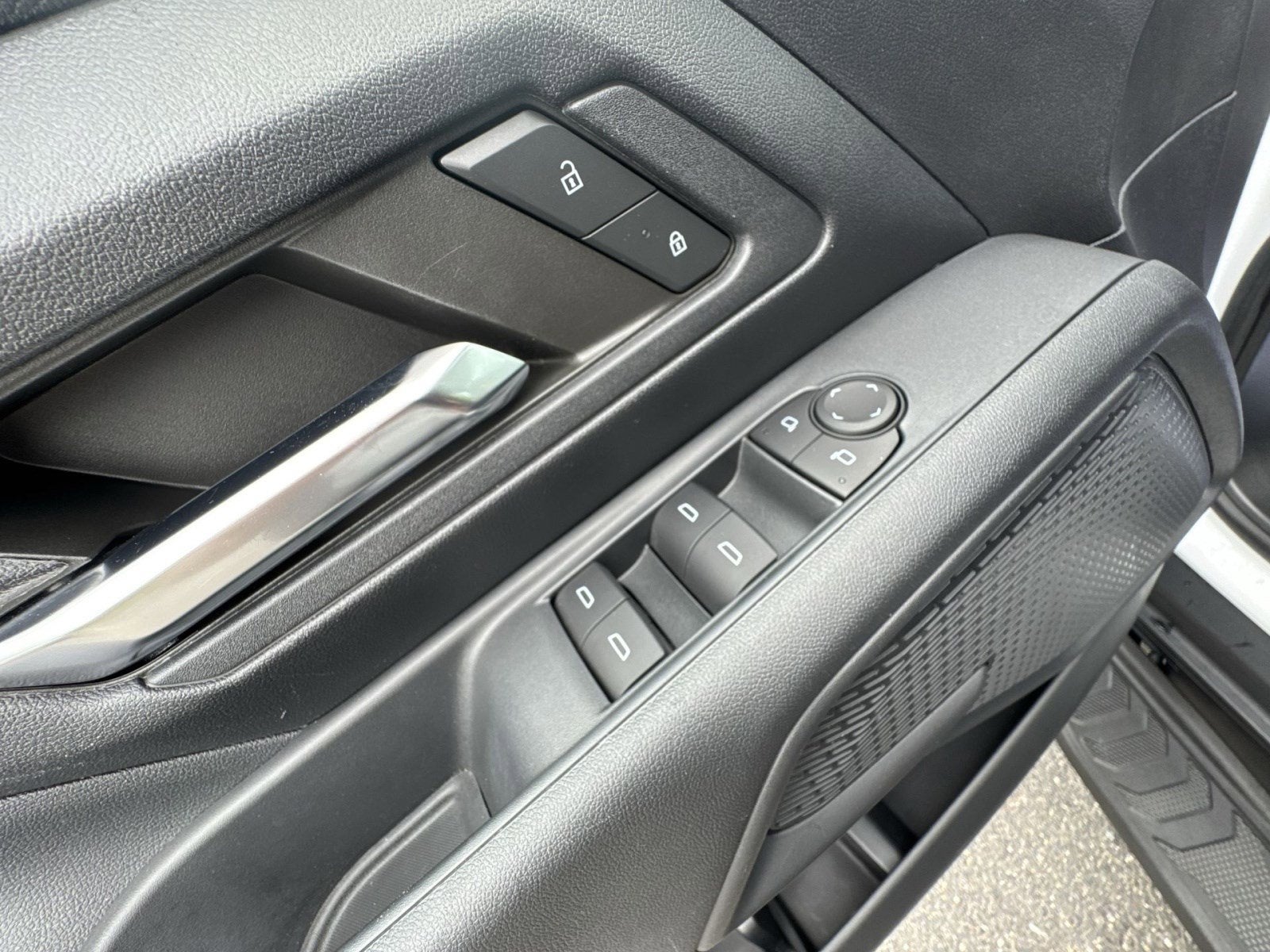 2024 Chevrolet Silverado EV Work Truck - Photo 12