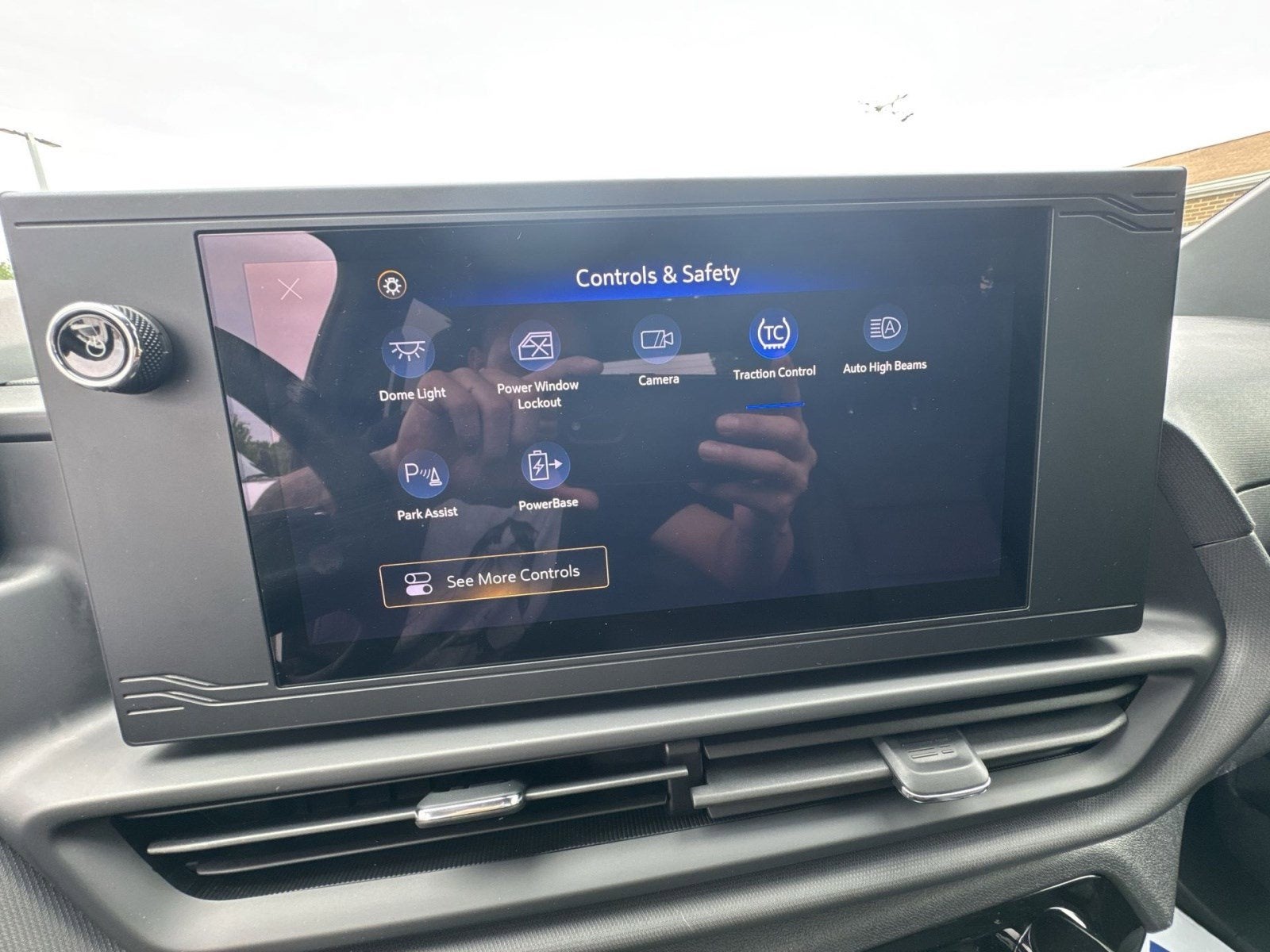 2024 Chevrolet Silverado EV Work Truck - Photo 15