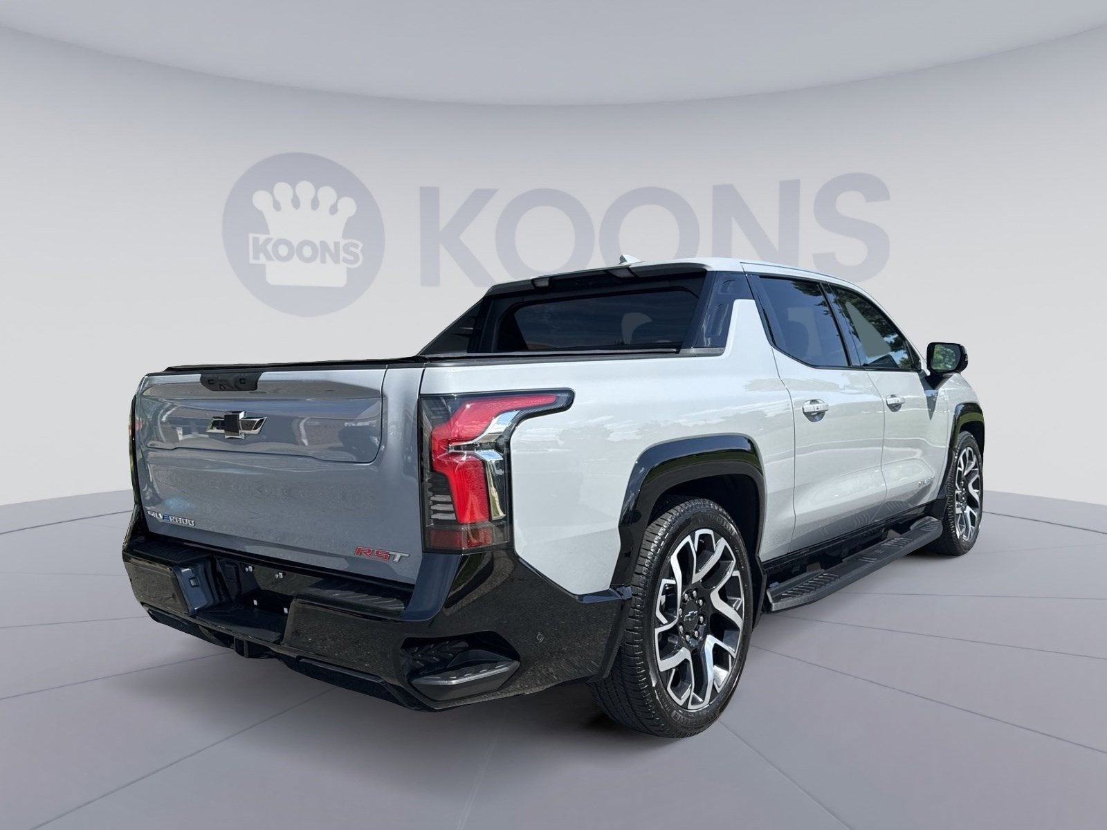 2025 Chevrolet Silverado EV RST - Max Range