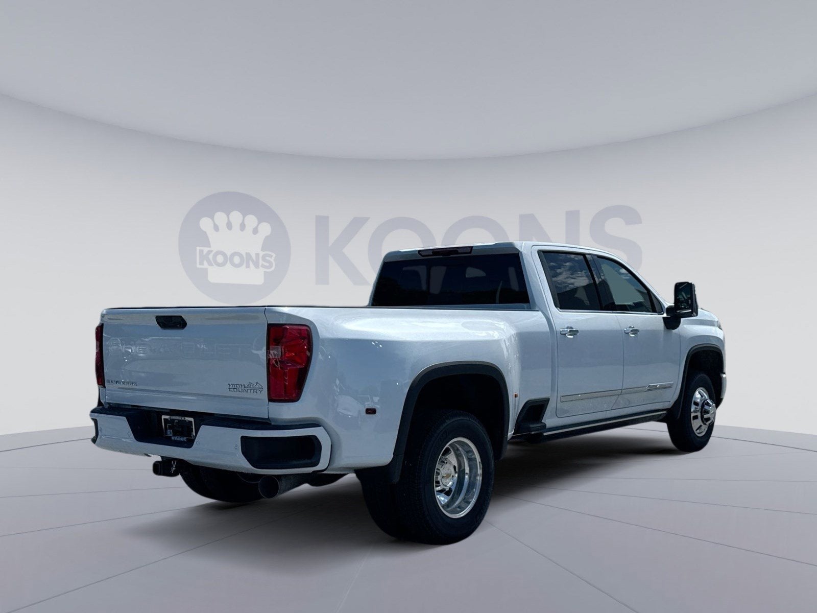 2026 Chevrolet Silverado 3500 HD High Country DRW