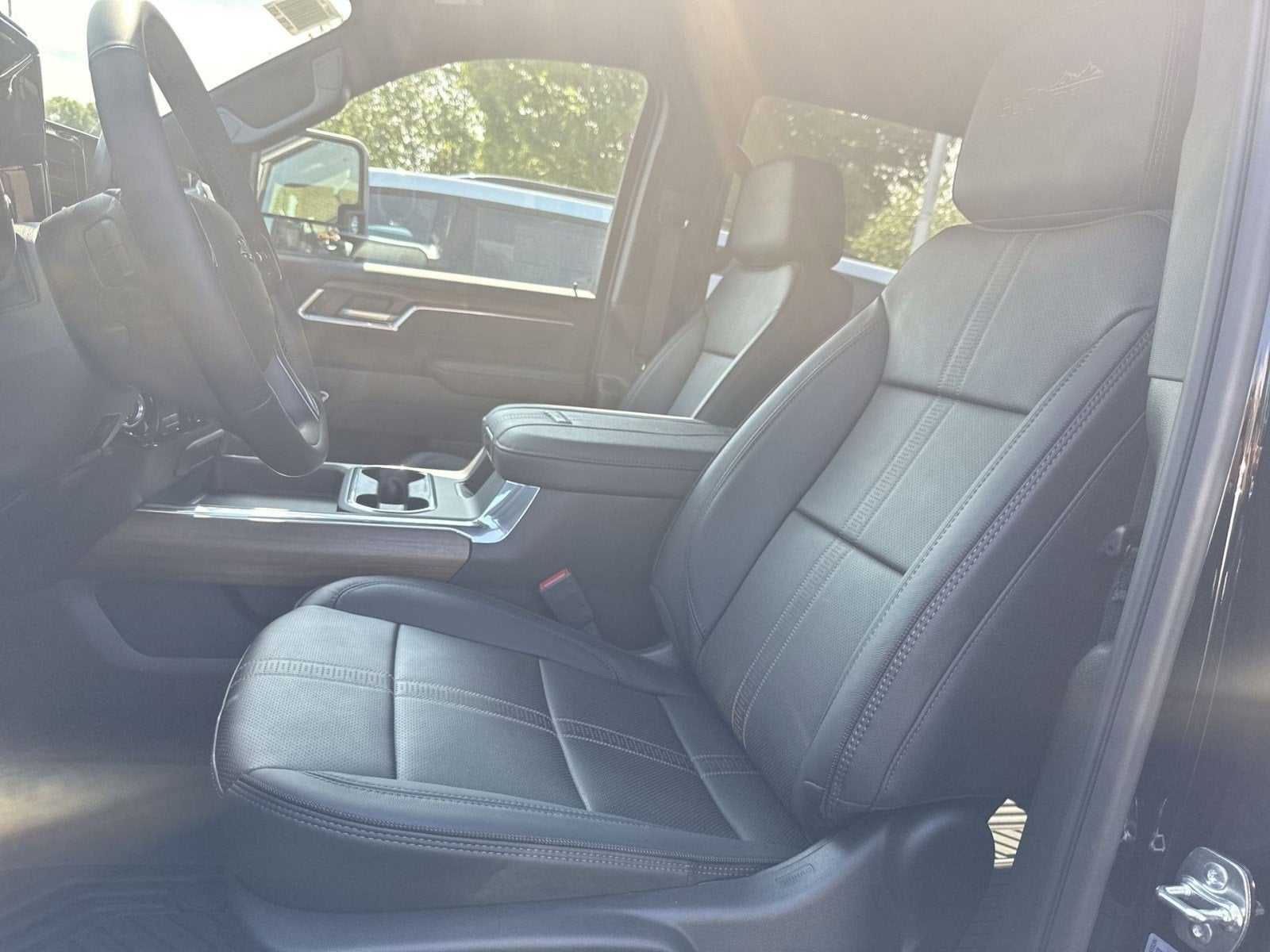 2026 Chevrolet Silverado 3500 HD High Country - Photo 7