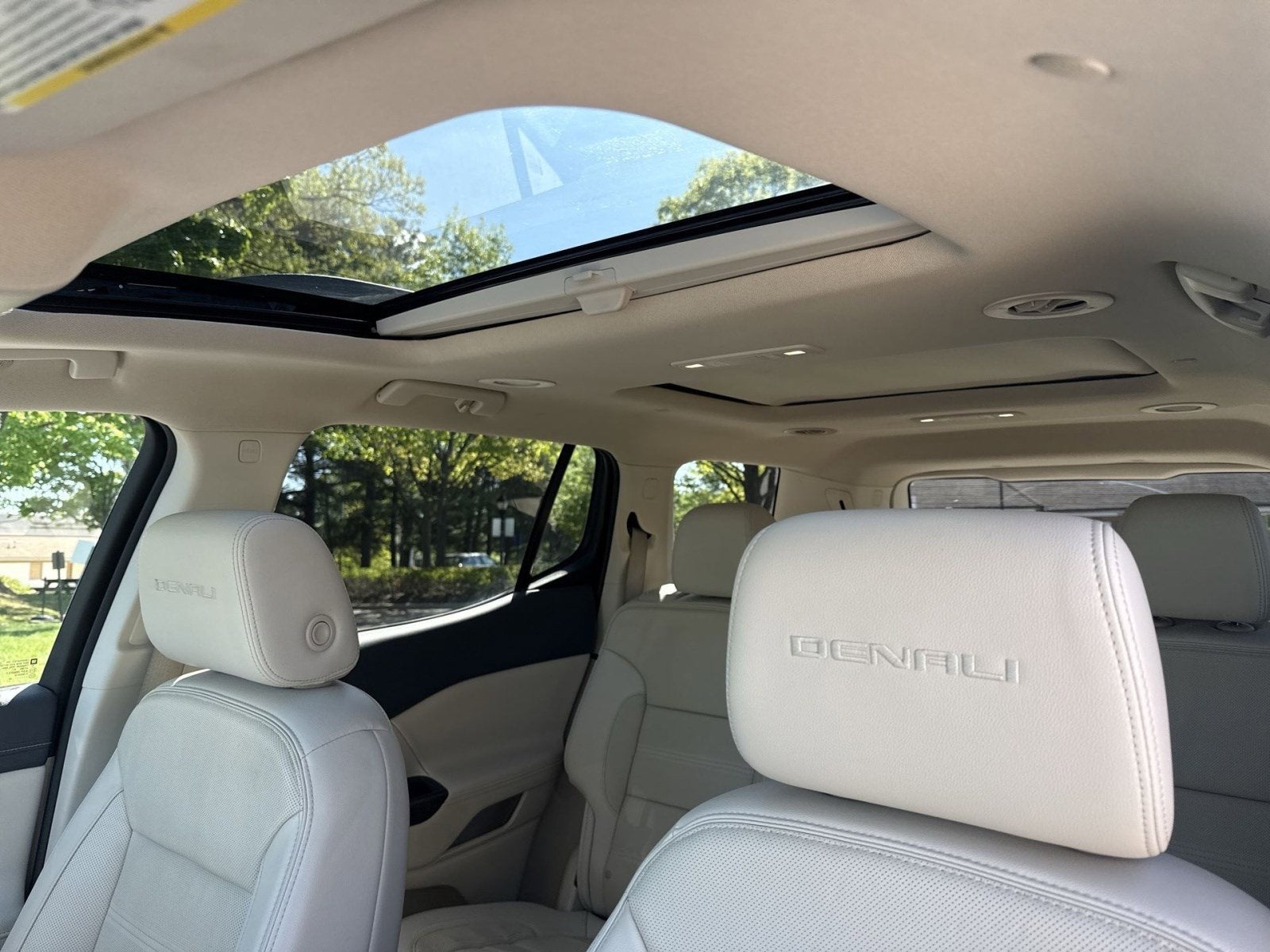 2020 GMC Acadia Denali