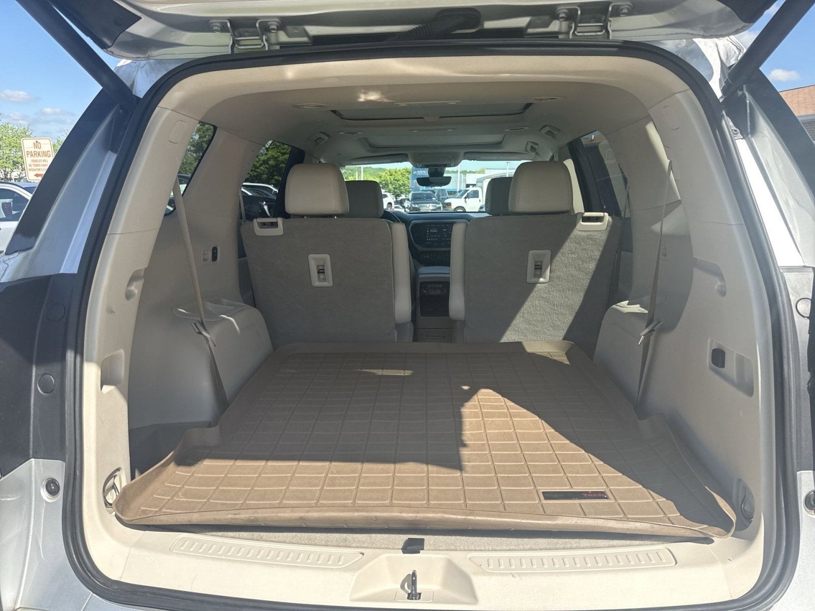 2020 GMC Acadia Denali