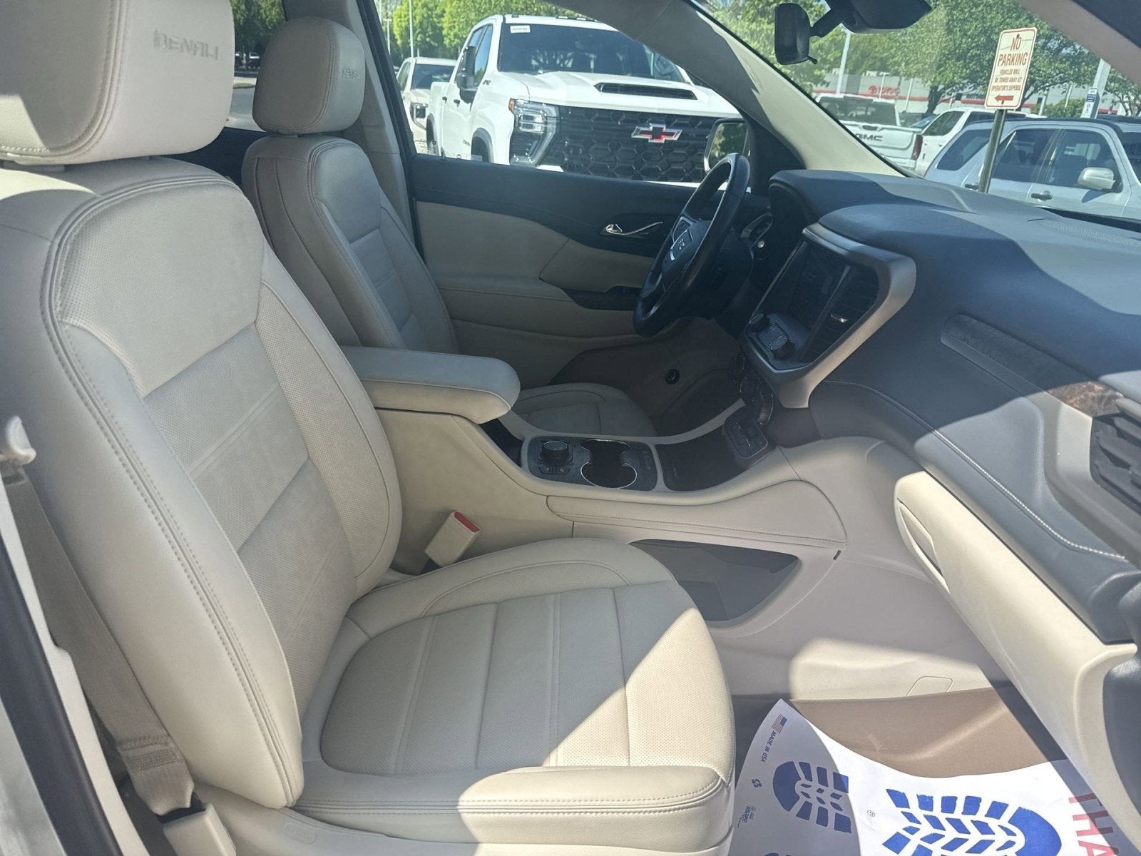 2020 GMC Acadia Denali