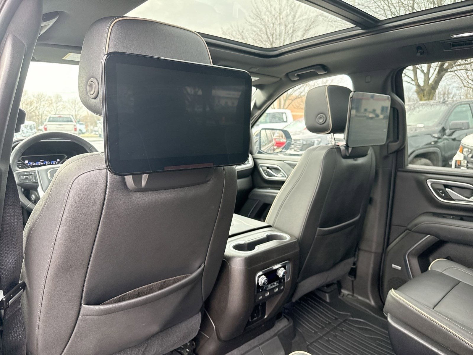 2021 GMC Yukon XL SLT