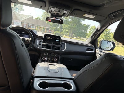 2024 GMC Yukon XL AT4