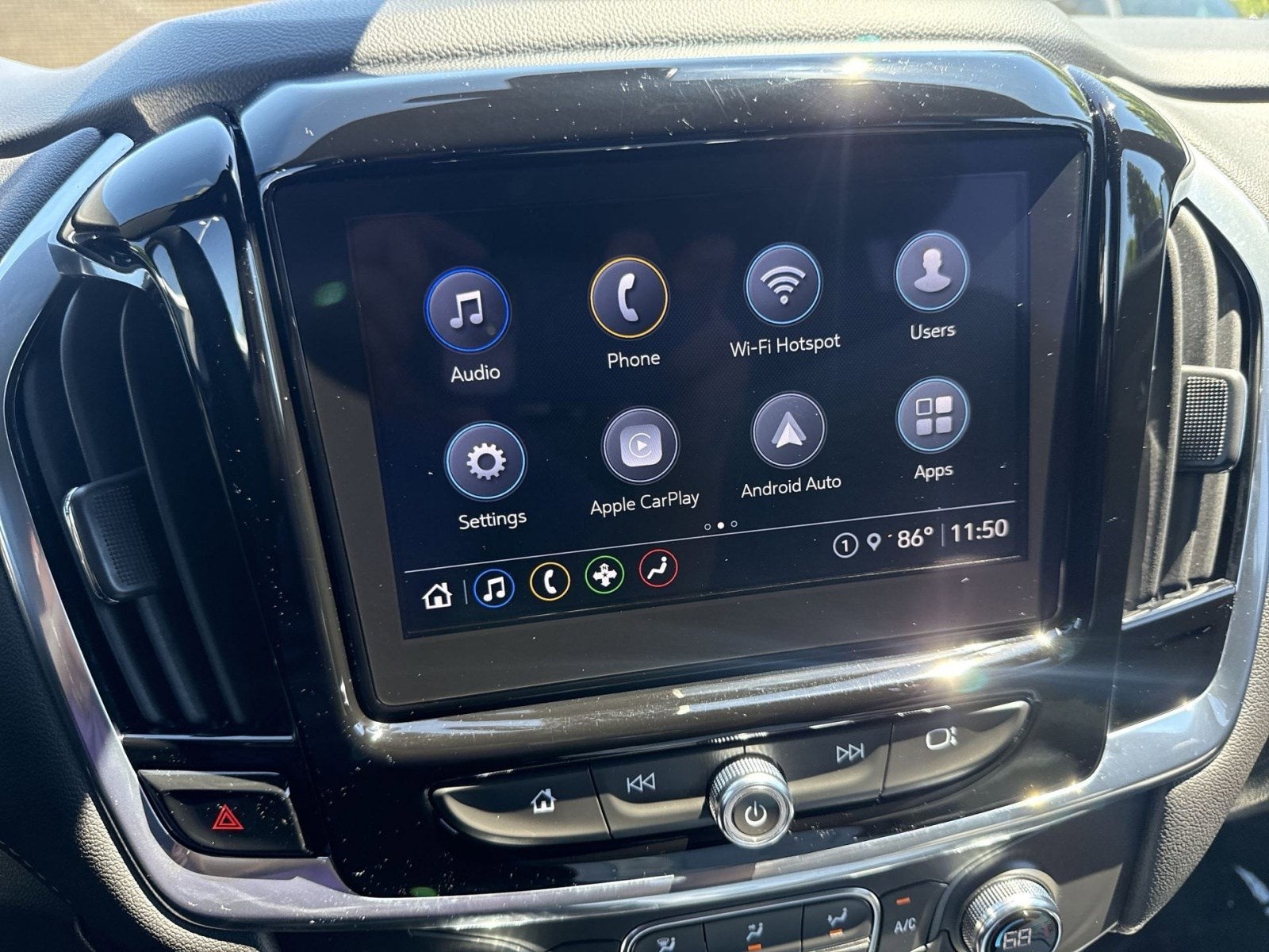 2022 Chevrolet Traverse LT Leather
