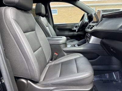 2023 Chevrolet Suburban LT