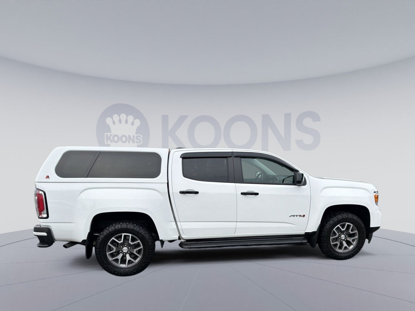 2022 GMC Canyon AT4 - Leather