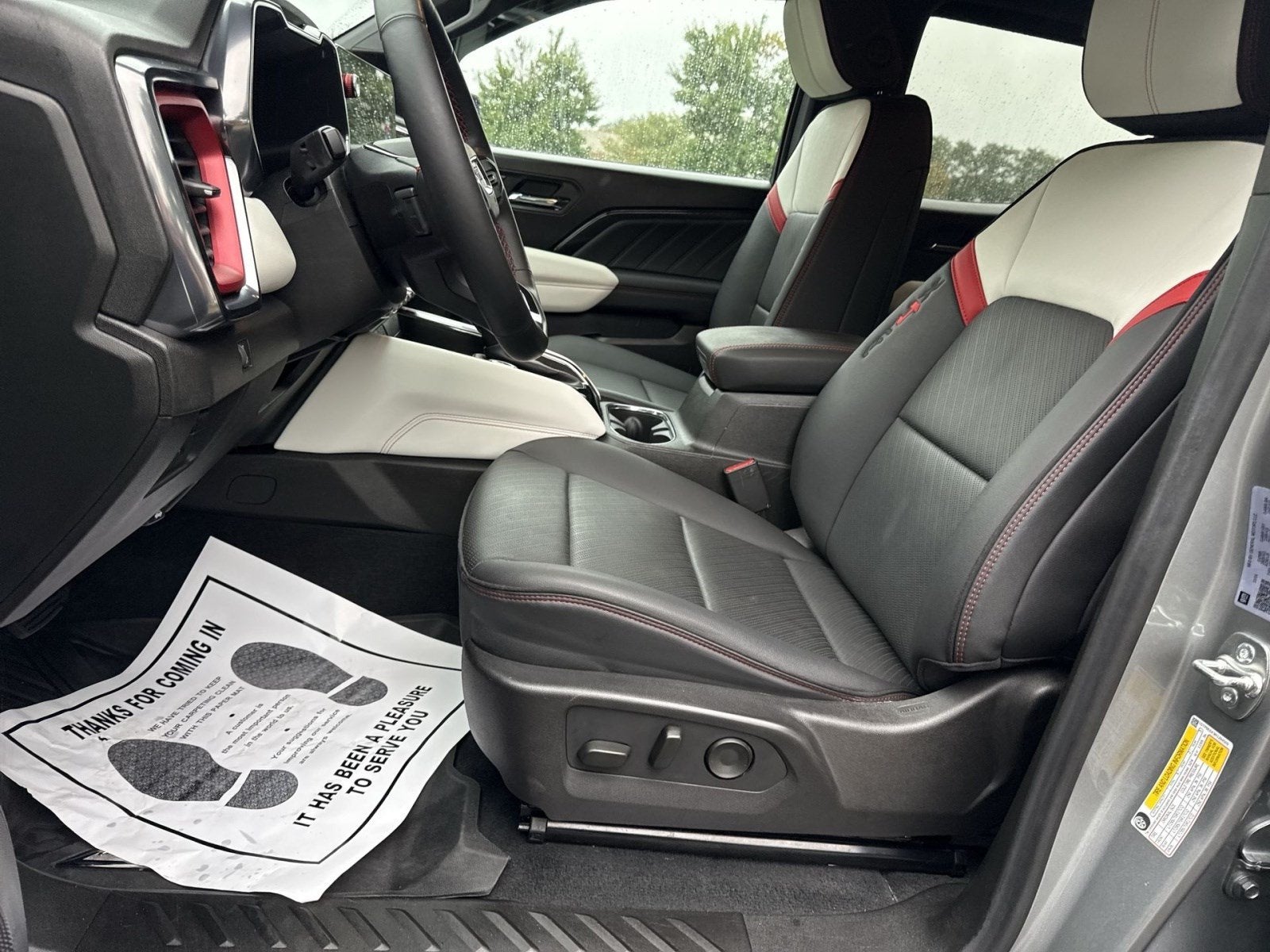 2024 GMC Canyon AT4X