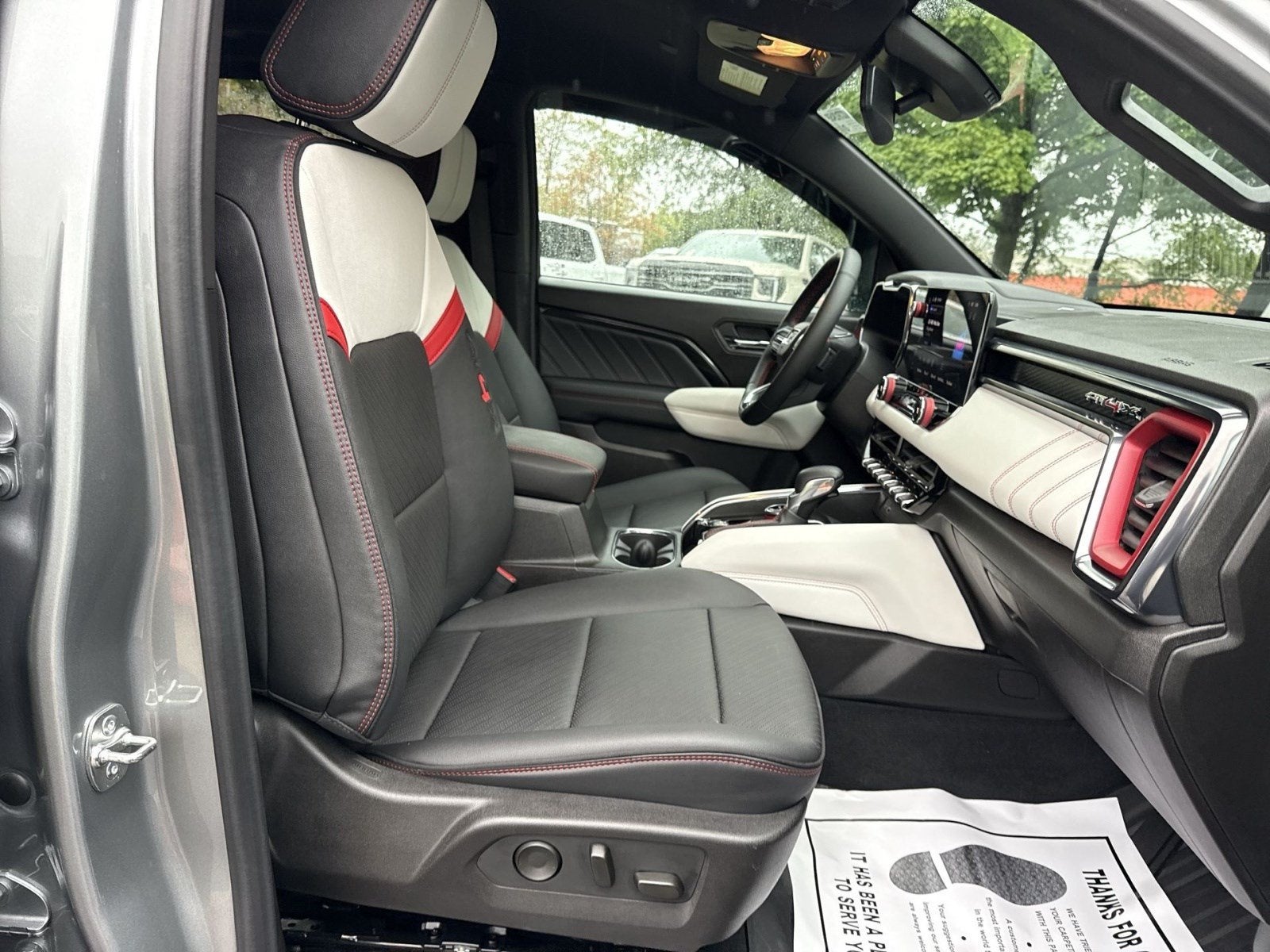 2024 GMC Canyon AT4X