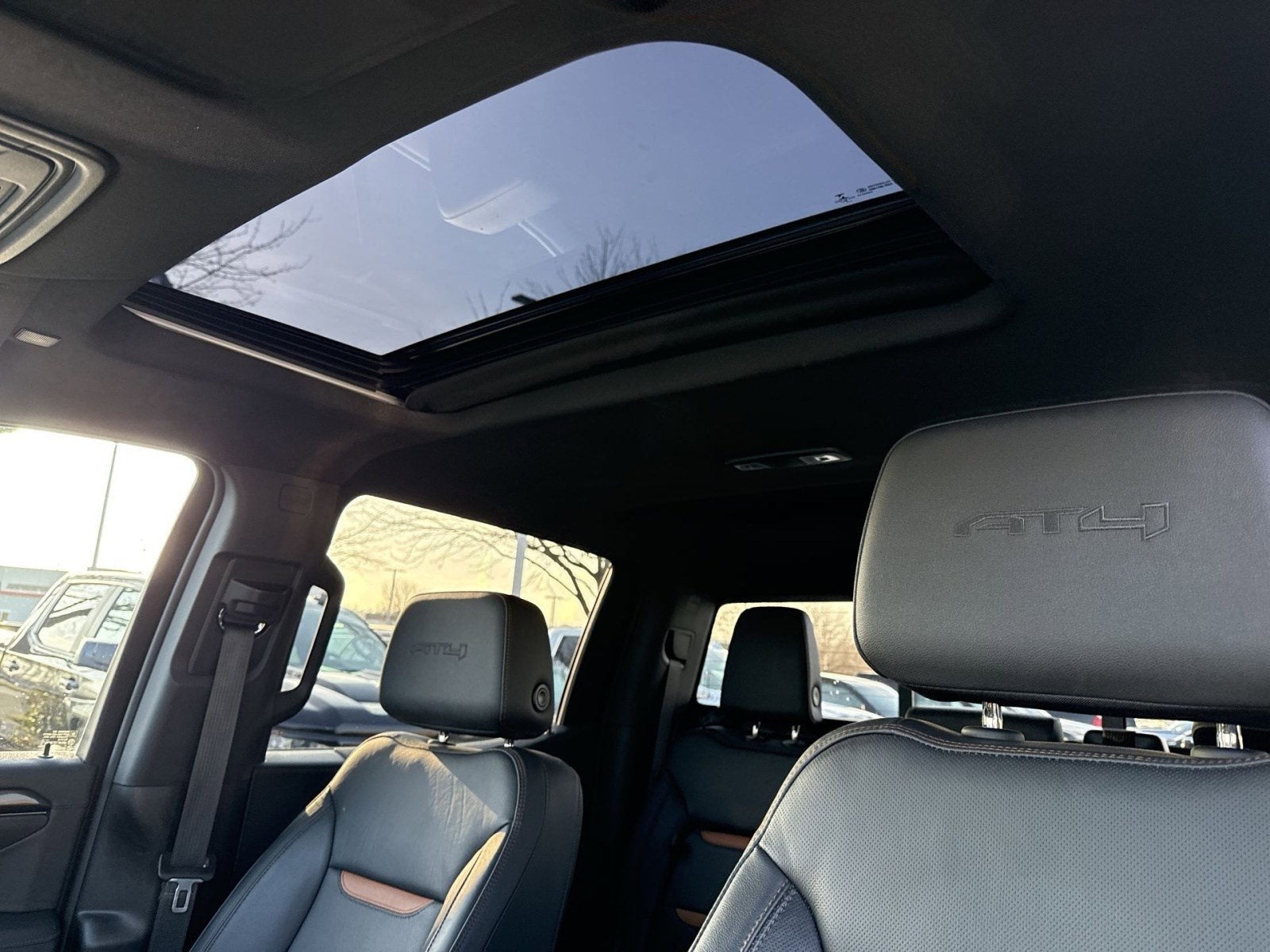 2023 GMC Sierra 1500 AT4