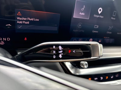 2024 Cadillac LYRIQ Luxury 2