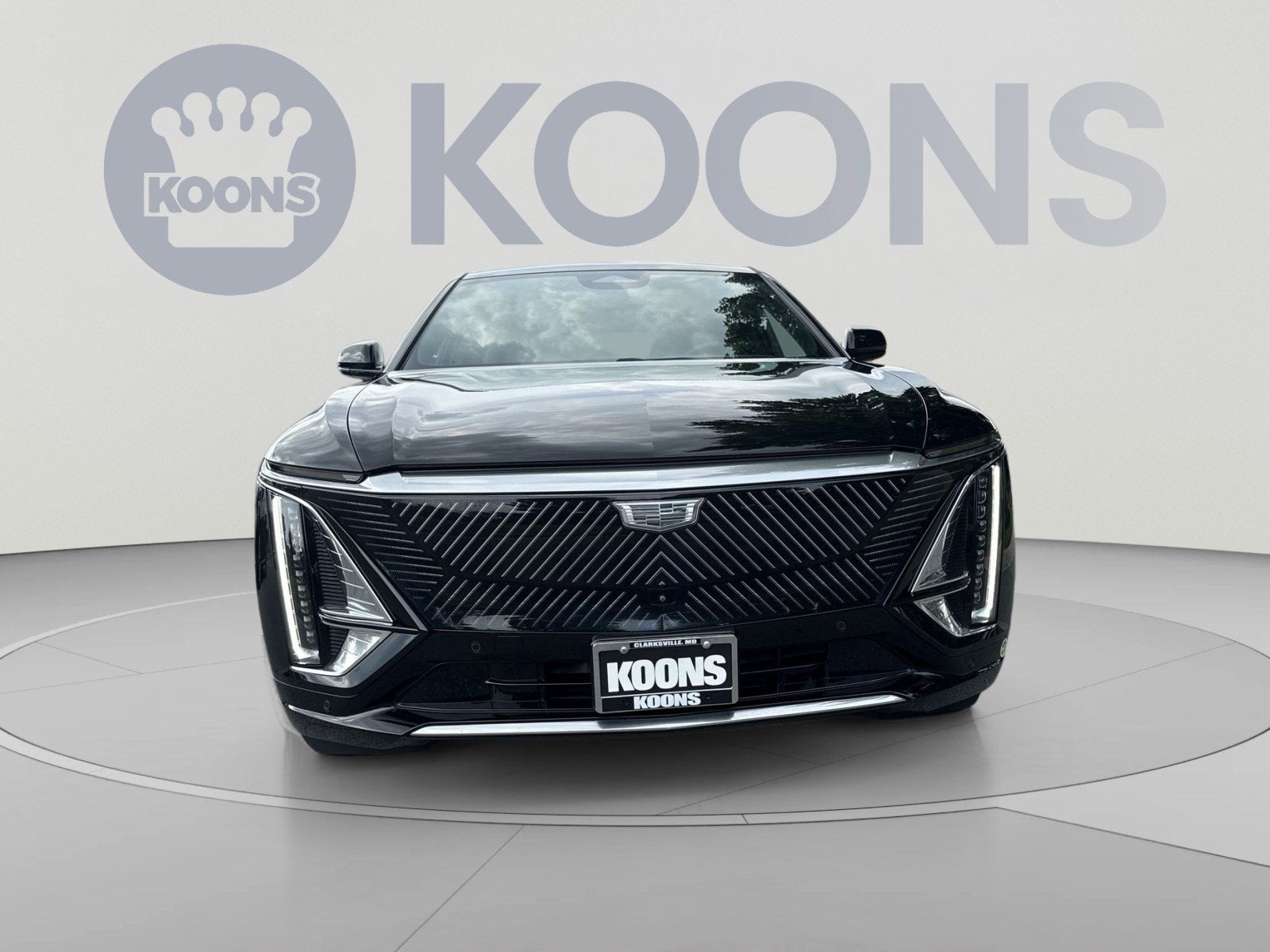 2024 Cadillac LYRIQ Luxury 2