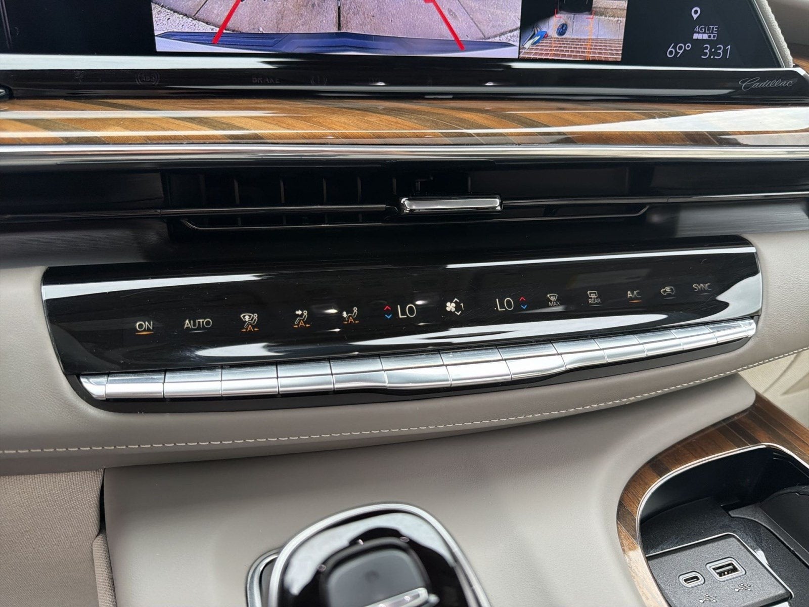 2024 Cadillac Escalade ESV Sport Platinum