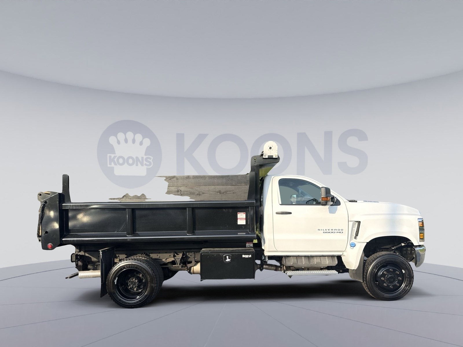 2024 Chevrolet Silverado 5500 HD Work Truck