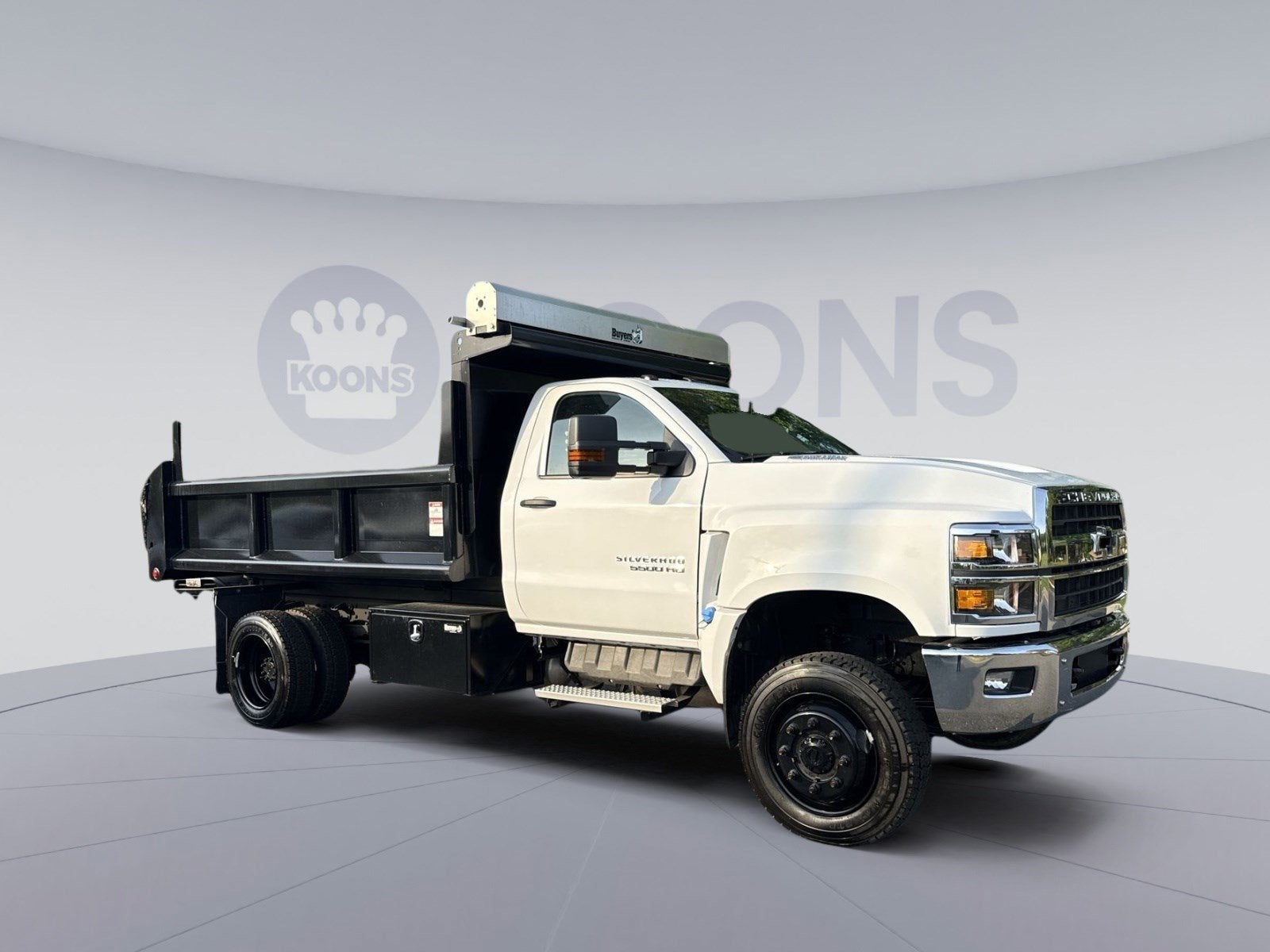 2024 Chevrolet Silverado 5500 HD Work Truck