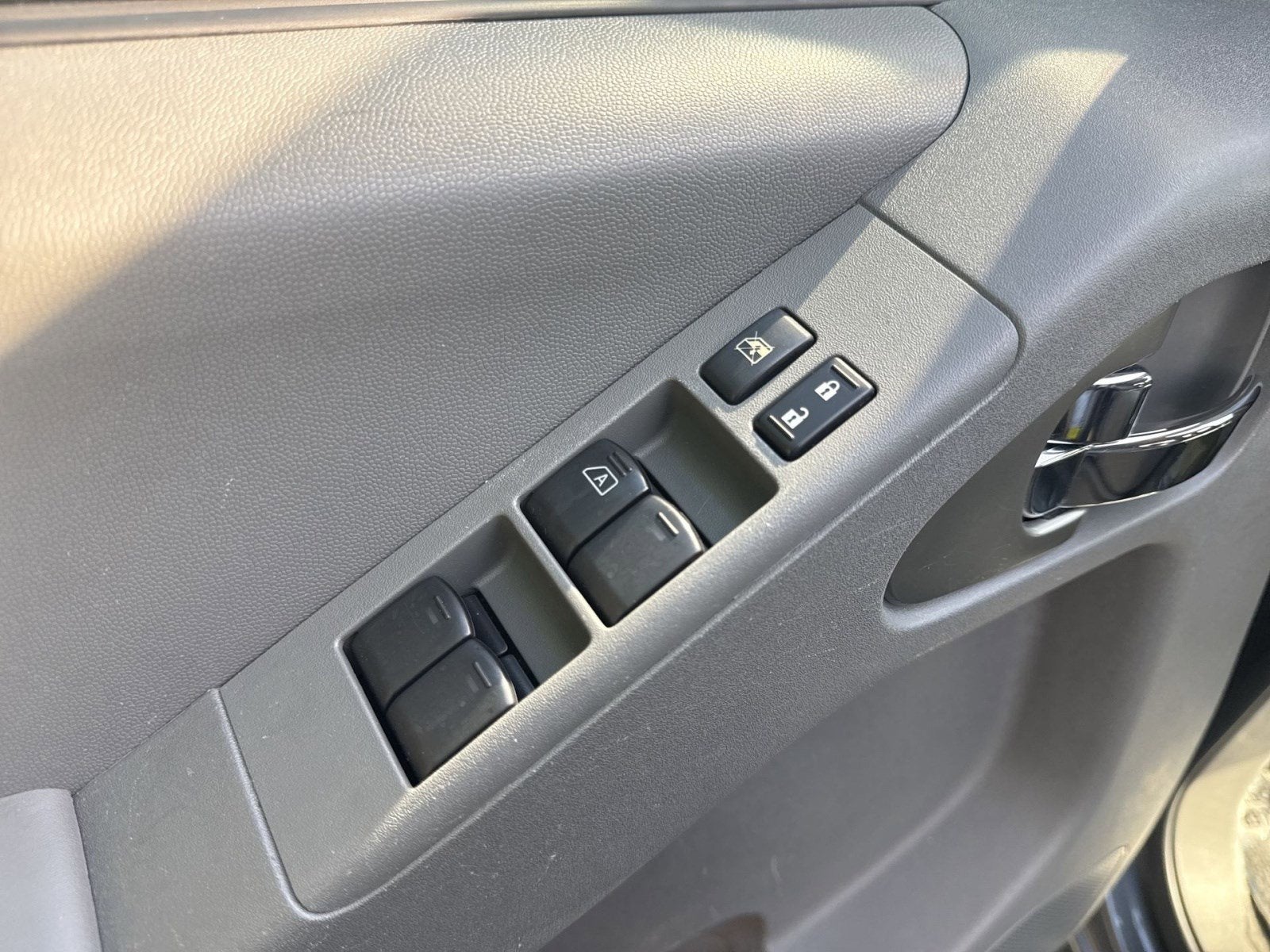 2018 Nissan Frontier SV V6