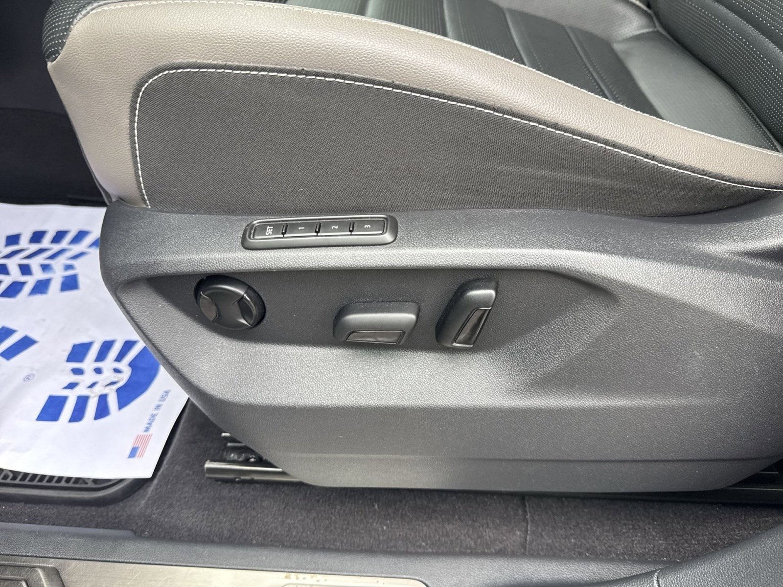 2023 Volkswagen Atlas 3.6L V6 SEL Premium R-Line
