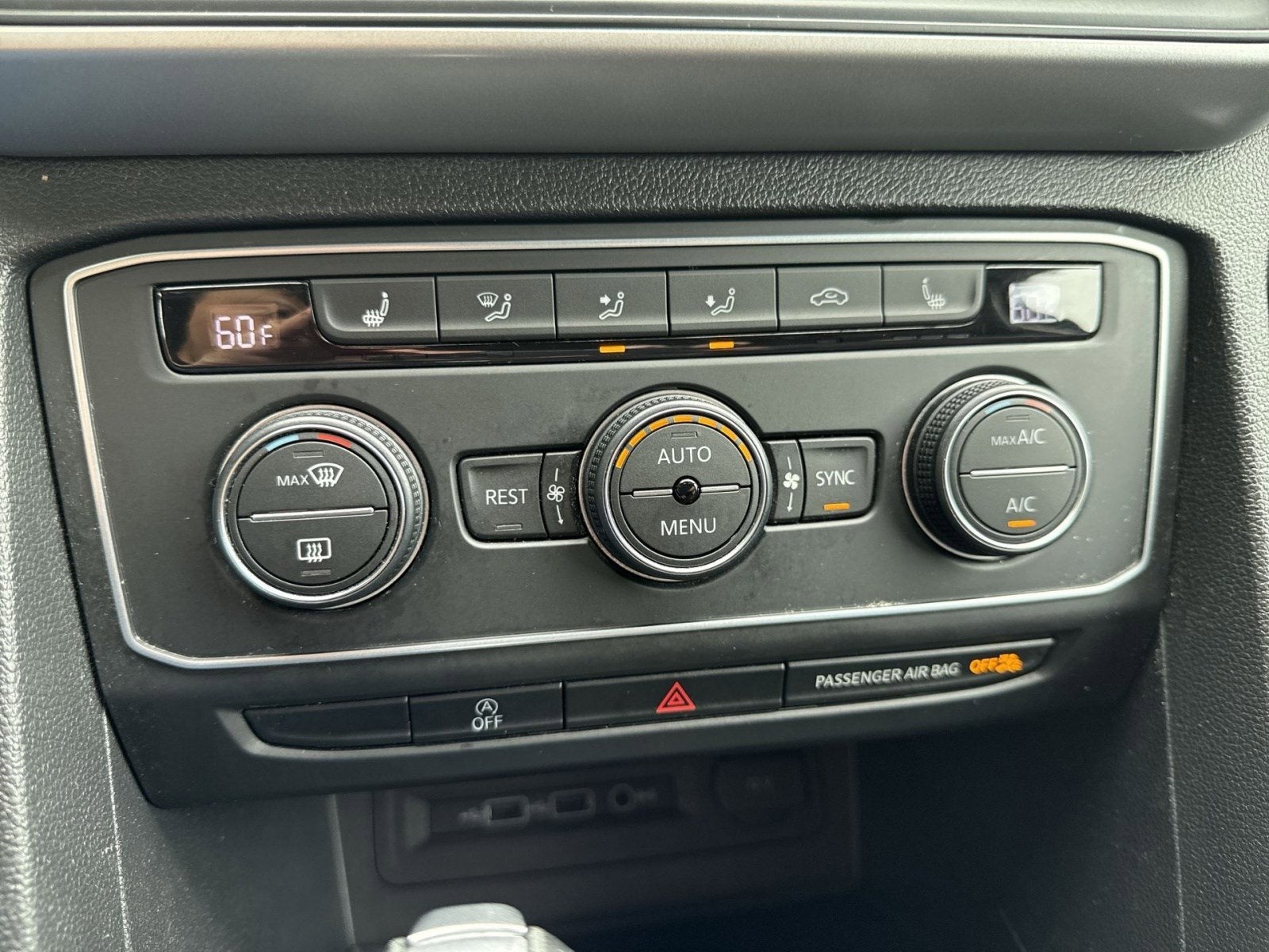 2021 Volkswagen Atlas 3.6L V6 SE w/Technology