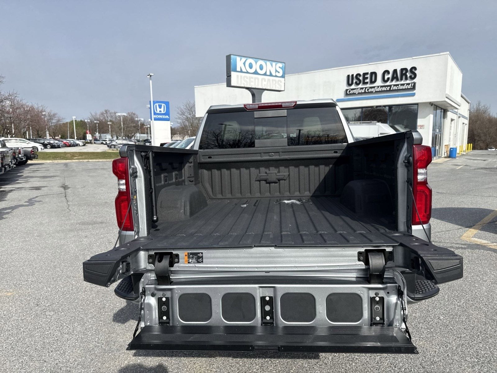 2025 Chevrolet Silverado 1500 RST