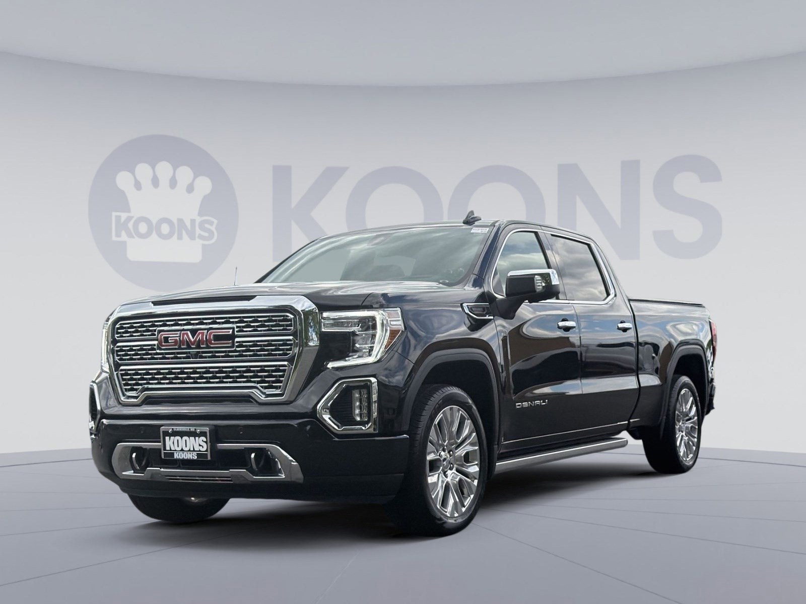 2021 GMC Sierra 4WD Crew Cab Short Box Denali's photo
