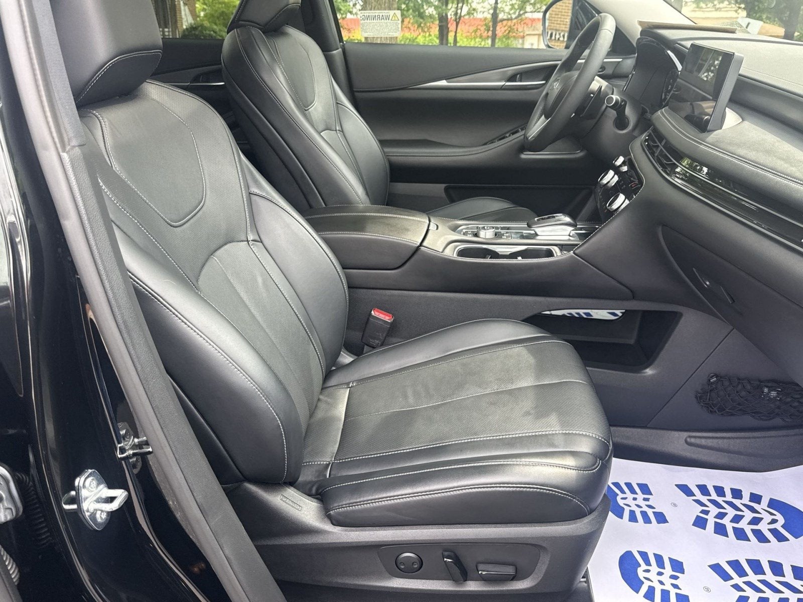 2023 INFINITI QX60 LUXE AWD