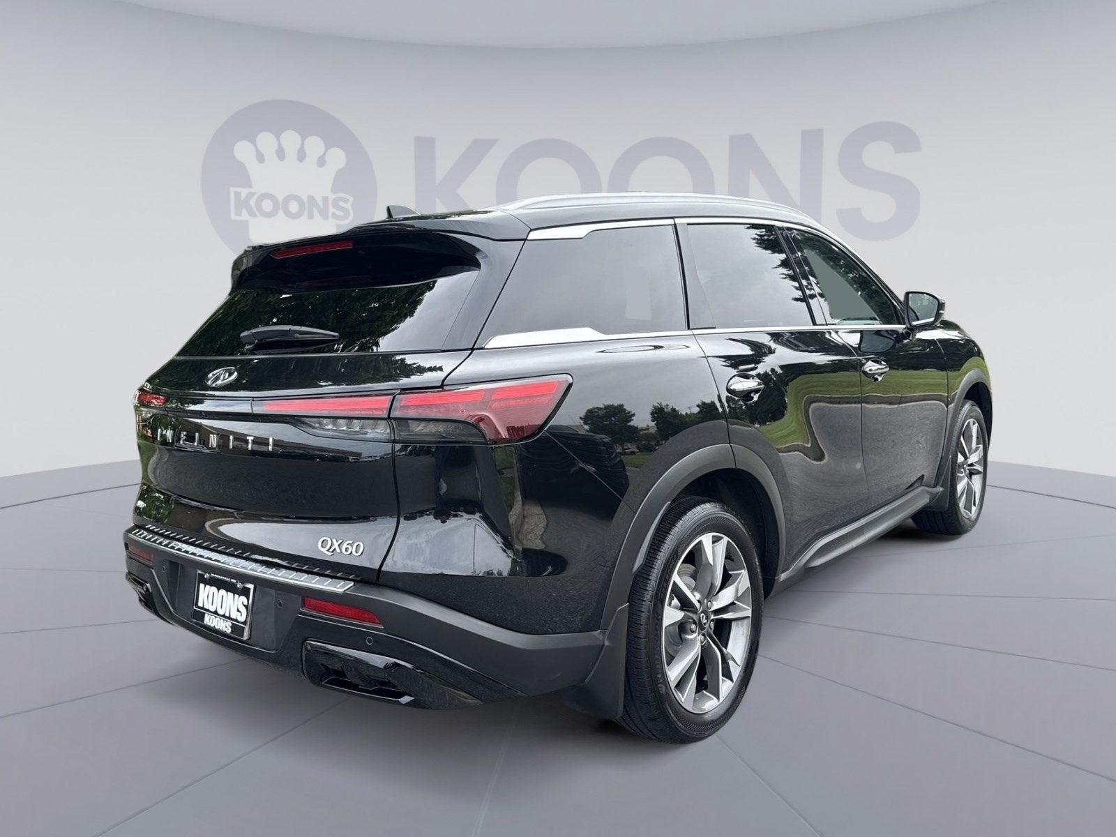 2023 INFINITI QX60 LUXE AWD