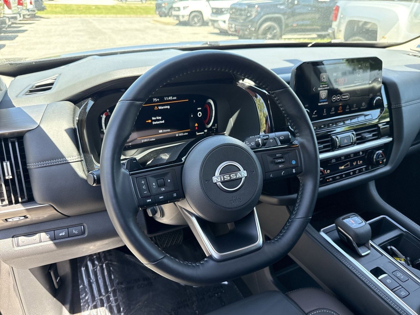 2025 Nissan Pathfinder Platinum