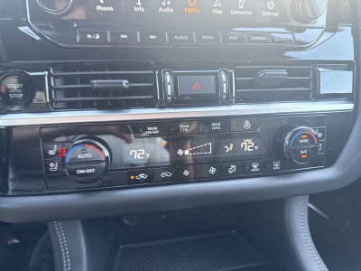 2025 Nissan Pathfinder Platinum