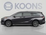 2025 Toyota Sienna Platinum