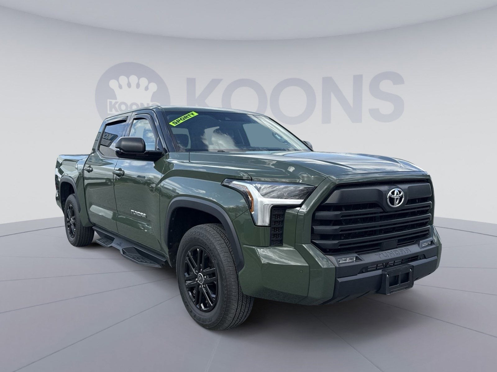 2023 Toyota Tundra 4WD SR5