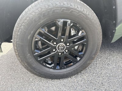 2023 Toyota Tundra 4WD SR5