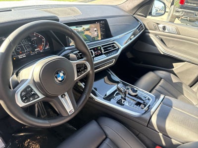 2022 BMW X7 M50i
