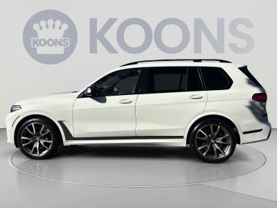 2022 BMW X7 M50i