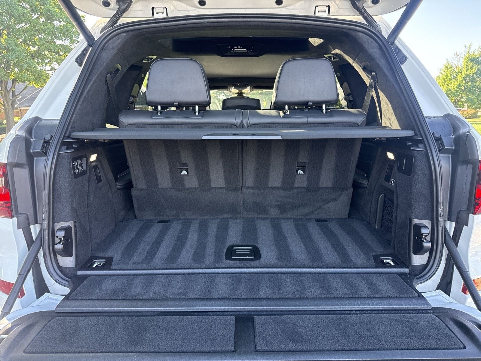 2022 BMW X7 M50i
