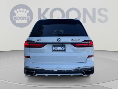 2022 BMW X7 M50i