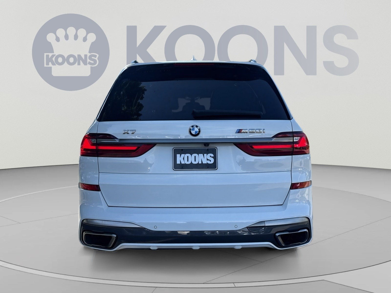 2022 BMW X7 M50i